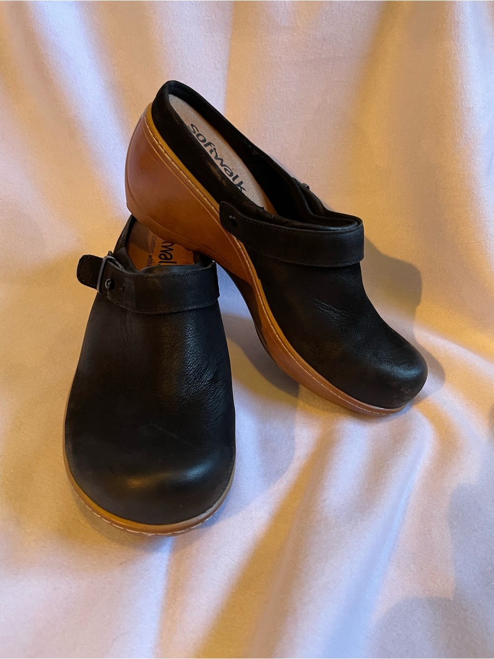 SoftWalk Black Leather Adjustable Slingback Clogs size 8.5